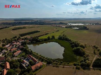 Prodej stavebního pozemku 903 m²