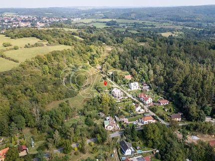 Prodej stavebního pozemku 825 m²