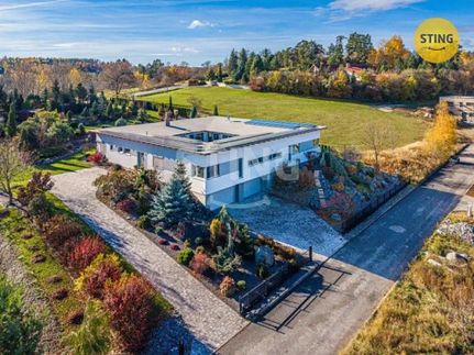 Prodej domu 440 m², pozemek 3374 m²