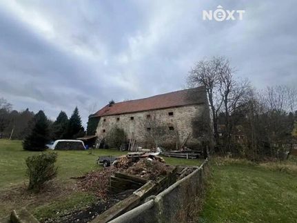 Prodej stavebního pozemku 824 m²