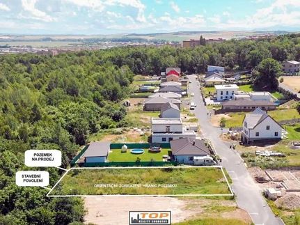 Prodej stavebního pozemku 1021 m²