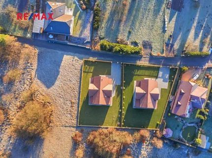 Prodej stavebního pozemku 1802 m²
