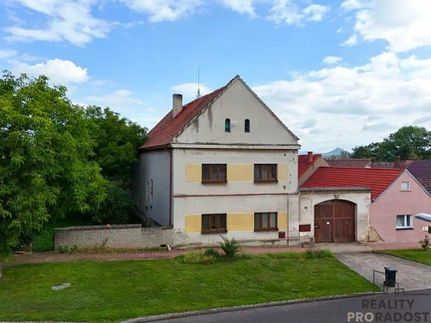 Prodej domu 252 m², pozemek 1897 m²