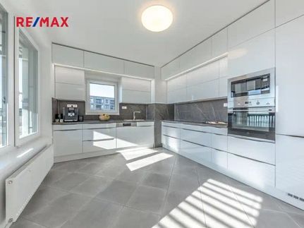 Prodej bytu 4+kk 101 m²