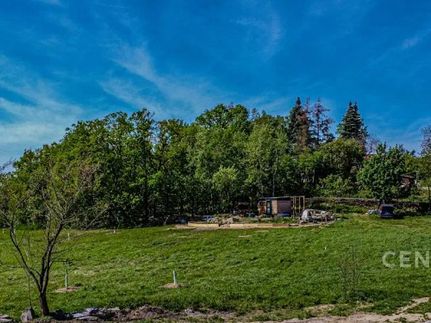 Prodej stavebního pozemku 3010 m²
