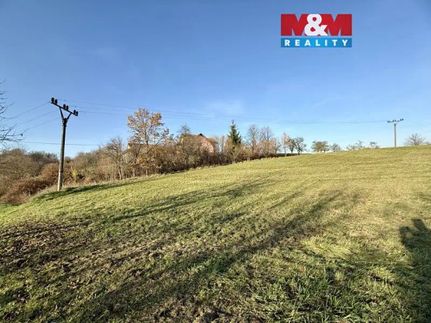 Prodej stavebního pozemku 2214 m²