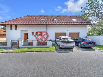 Prodej domu 349 m², pozemek 1210 m²