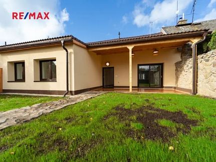 Prodej domu 141 m², pozemek 566 m²