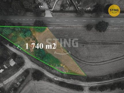 Prodej stavebního pozemku 1740 m²