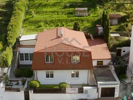 Prodej domu 204 m², pozemek 920 m²