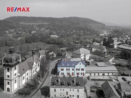 Prodej domu 688 m², pozemek 287 m²