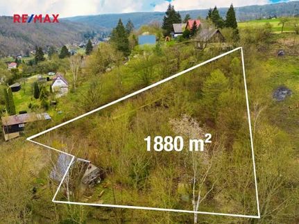 Prodej stavebního pozemku 1880 m²