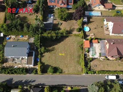 Prodej stavebního pozemku 700 m²