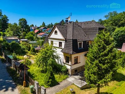 Prodej domu 210 m², pozemek 1 m²