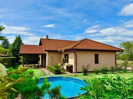 Prodej domu 186 m², pozemek 813 m²