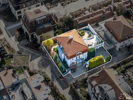 Prodej vily 331 m², pozemek 636 m²