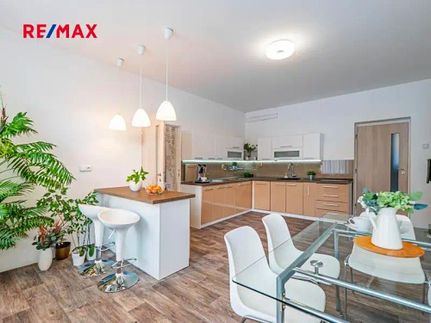 Prodej domu 201 m², pozemek 304 m²