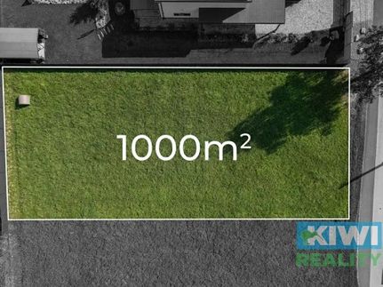Prodej stavebního pozemku 1000 m²