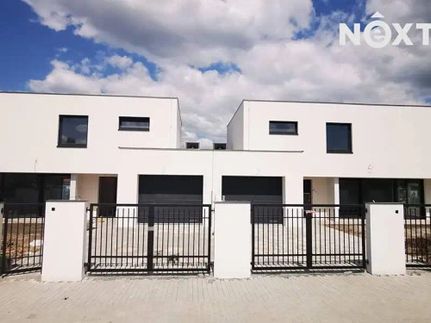 Prodej stavebního pozemku 949 m²