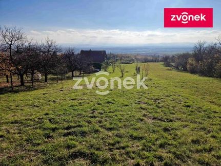 Prodej stavebního pozemku 1992 m²