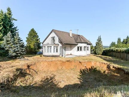 Prodej domu 591 m², pozemek 1275 m²