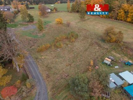 Prodej stavebního pozemku 1091 m²