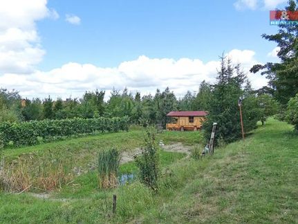 Prodej stavebního pozemku 3955 m²