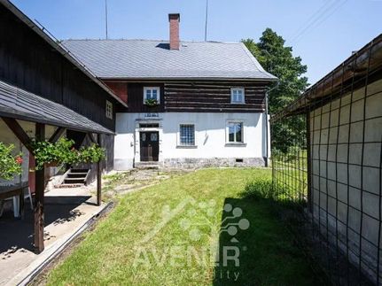 Prodej domu 500 m², pozemek 9000 m²