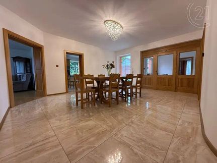 Prodej domu 275 m², pozemek 3605 m²
