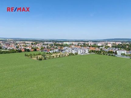 Prodej stavebního pozemku 1668 m²