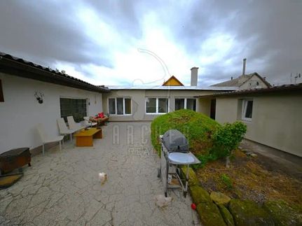Prodej chaty 234 m², pozemek 1644 m²