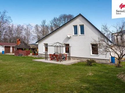Prodej domu 263 m², pozemek 1975 m²