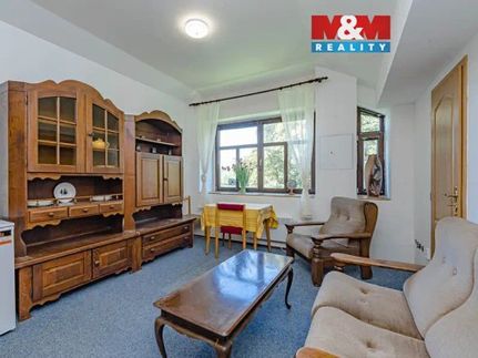 Prodej domu 386 m², pozemek 1335 m²