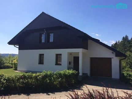 Prodej domu 220 m², pozemek 447 m²