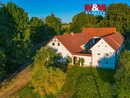 Prodej zemědělské usedlosti 245 m², pozemek 13625 m²