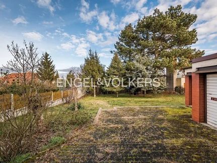 Prodej stavebního pozemku 904 m²