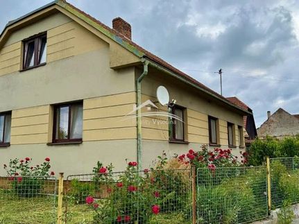 Prodej domu 100 m², pozemek 722 m²