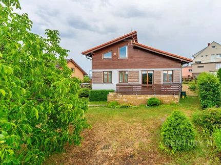 Prodej domu 197 m², pozemek 874 m²