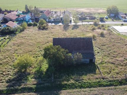 Prodej stavebního pozemku 2936 m²