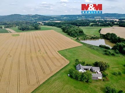 Prodej zemědělské usedlosti 73 m², pozemek 87967 m²