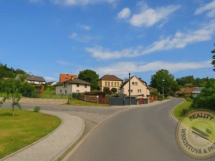 Prodej stavebního pozemku 969 m²