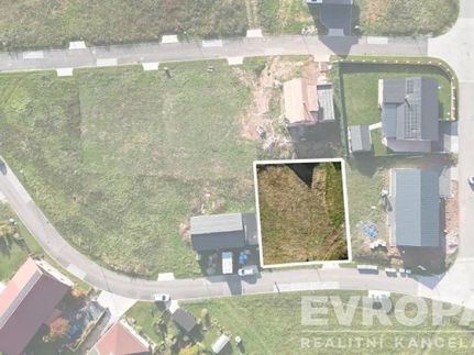 Prodej stavebního pozemku 736 m²