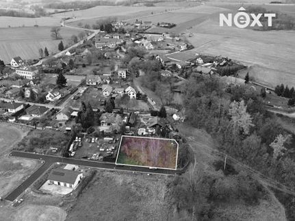 Prodej stavebního pozemku 1092 m²