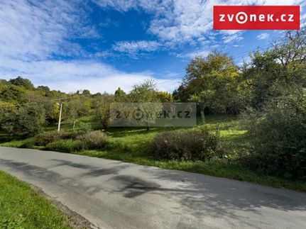 Prodej stavebního pozemku 1743 m²