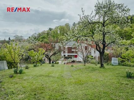 Prodej stavebního pozemku 1548 m²