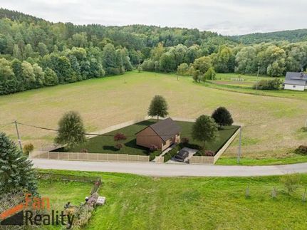 Prodej stavebního pozemku 1013 m²