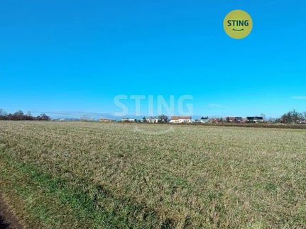 Prodej stavebního pozemku 1120 m²