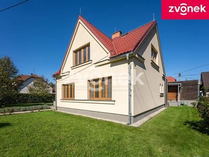 Prodej domu 260 m², pozemek 829 m²