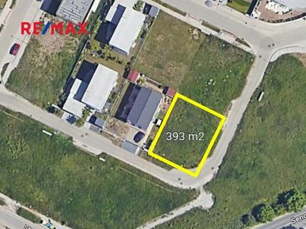 Prodej stavebního pozemku 393 m²