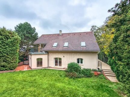 Prodej domu 311 m², pozemek 2061 m²